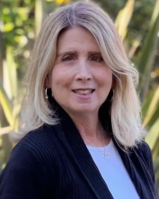 Photo of Sari Zuccarino, Clinical Social Work/Therapist, LCSW