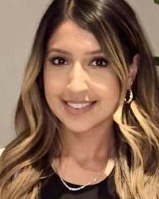 Photo of Aleena Aligour, Registered Psychotherapist (Qualifying), MACP