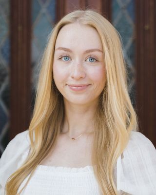 Photo of Nicole Gromadzki, Pre-Licensed Professional, MEd