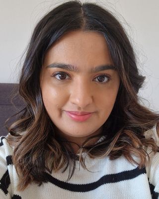 Photo of Simi Chera, Counsellor, MSc, MBACP