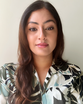 Photo of Maaham Husain, Psychotherapist, MSc, MBABCP