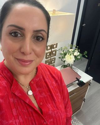 Photo of Carmela Perna, Registered Social Worker, MSW, RSW