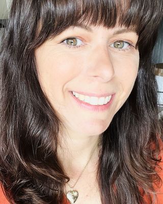 Photo of Carrie Anne Hojnoski, Registered Social Worker, BA(H), BSW, MSW, RSW