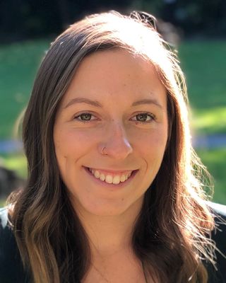 Photo of Ashleigh Eaton, Counsellor in Downtown, Vancouver, BC