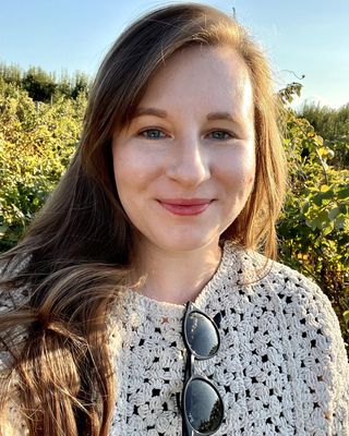 Photo of Caroline Shell, Licensed Professional Counselor, LMHC, LPC