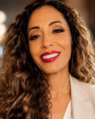 Photo of Esmeralda Valencia - Esme Valencia, MA, LMFT, Marriage & Family Therapist, MA, LMFT