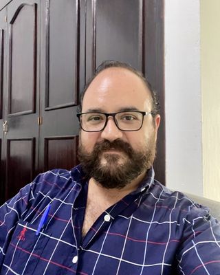 Foto de Nestor Loyo Guillen, Psicoterapeuta, Maestría