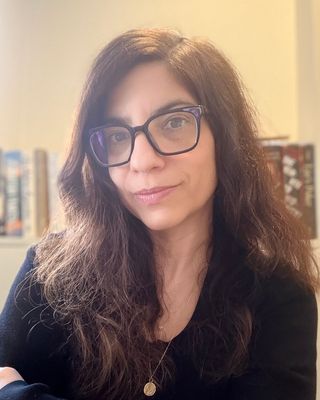 Photo of Carrie Sandler, Marriage & Family Therapist, MA, LMFT