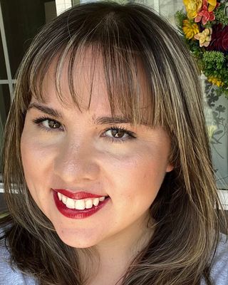 Photo of Natalia Duarte, Marriage & Family Therapist, MA, LMFT