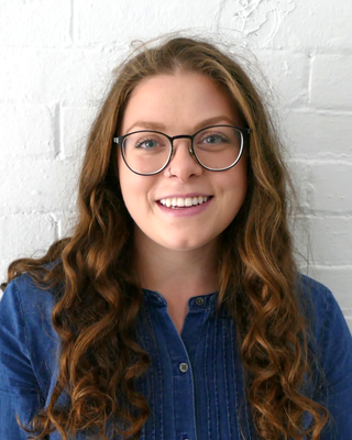 Photo of Rebecca Cornale - Rebecca Cornale - Drawing Emotions Therapy, Registered Social Worker, MSW, RSW