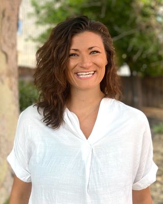 Photo of Savannah Wood, Clinical Social Work/Therapist, MSW, LCSW