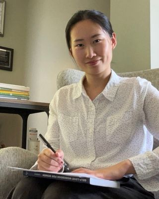 Photo of Rachel Ding, LGPC, Counselor