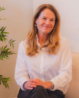Photo of Jane Richards, Counsellor, BEd, MCP, RCC
