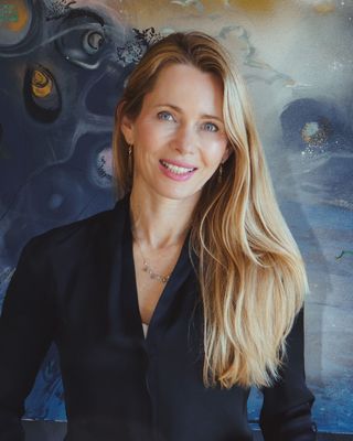 Photo of Regina Abayev, Marriage & Family Therapist, JD, MA, LMFT