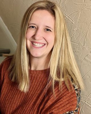 Photo of Taylor Leslie, Licensed Professional Counselor, MA, LPCC