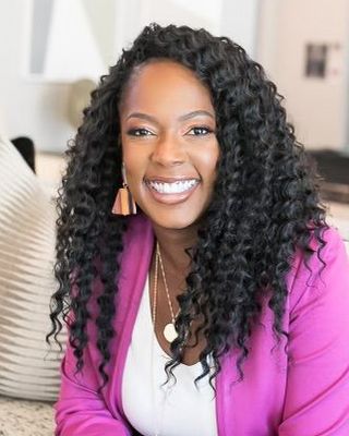 Photo of Raina Roper, Clinical Social Work/Therapist, LCSW