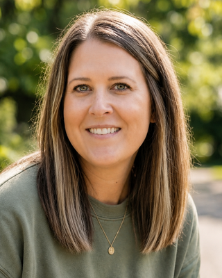 Photo of Gillian Squillacioti, LPC, MS, LCMHC