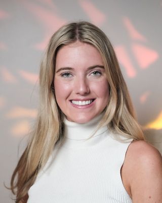 Photo of Charlotte Smith - Charlotte Smith, Horizon Therapy, Registered Psychotherapist (Qualifying)