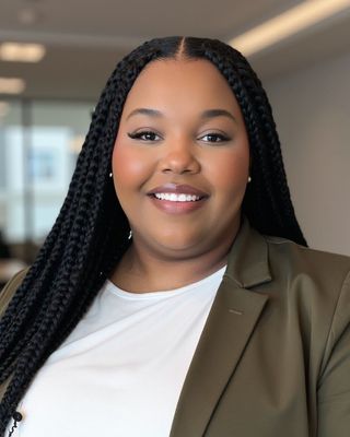 Photo of Lauren M Price, Marriage & Family Therapist, MS, LMFT