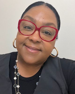 Photo of Tori B. Simmons, Marriage & Family Therapist Associate, MFTA