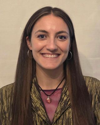 Photo of Kira Grachev, Registered Psychotherapist (Qualifying)