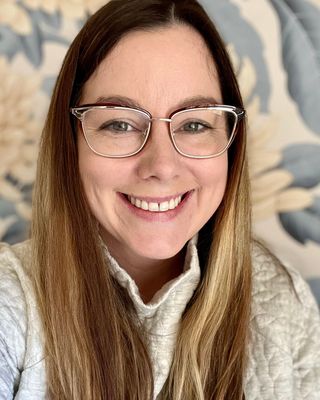 Photo of Tricia Hespen, Art Therapist, MA, LPC, ATR-P