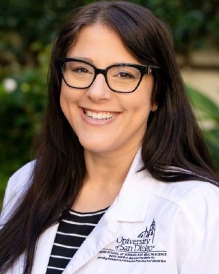 Photo of Amanda Ghamsari, Psychiatric Nurse Practitioner, DNP, PMHNP