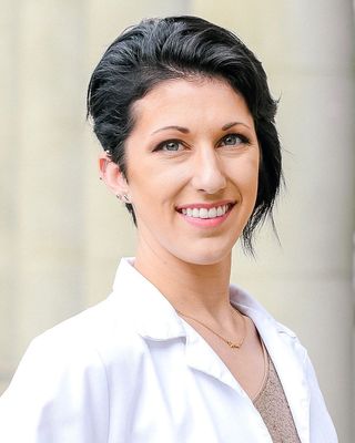Photo of Dr. Lauryn Richard, Psychiatric Nurse Practitioner, DNP, APRN, PMHNPBC