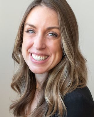 Photo of Stefanie Husemann, Pre-Licensed Professional