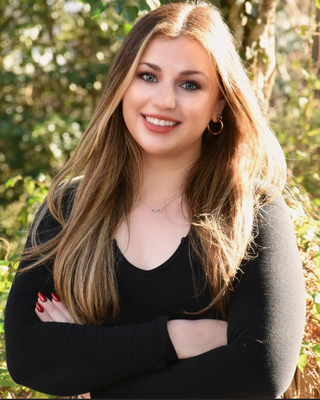 Photo of Julia Hanna, Licensed Professional Counselor, MS, LPC