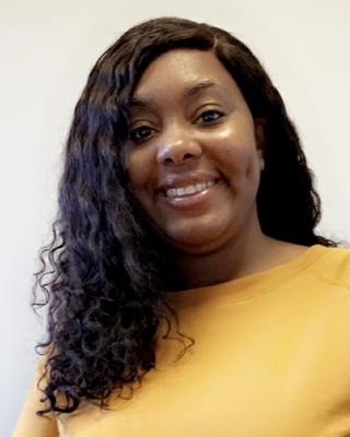 Photo of Te'aira Davis, Counselor in Alabama
