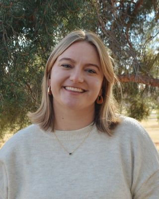 Photo of Carleigh Joan Bernard, Clinical Social Work/Therapist, LCSW, MSW, EMDR