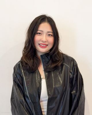 Photo of Stephanie Peng, Pre-Licensed Professional