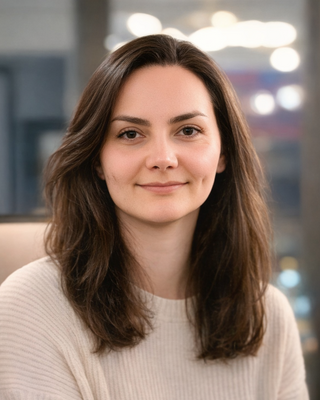 Photo of Pari Semsar, Licensed Professional Clinical Counselor, LPCC