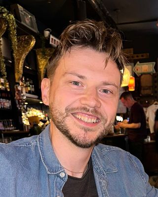 Photo of Brett Dean, Psychotherapist, MBABCP