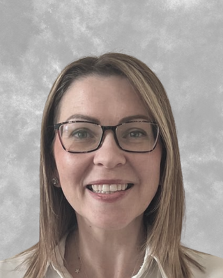 Photo of Carly MacLeod, Psychotherapist, MBABCP