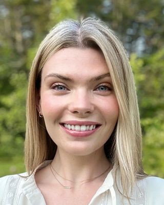 Photo of Claire Weirson, Clinical Social Work/Therapist, LICSW