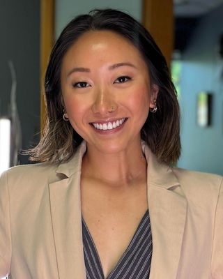 Photo of Jasmine Zhang, Psychiatric Nurse Practitioner, ARNP, PMHNP