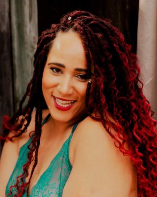 Photo of Lu Jimenez Peralta, Registered Psychotherapist (Qualifying)