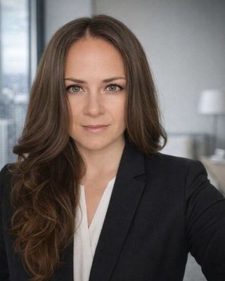 Photo of Lindsay Robison, Social Worker, MSW, CSW