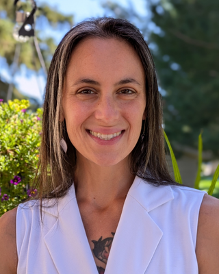 Photo of Heather Cummins, Registered Psychotherapist (Qualifying), BA