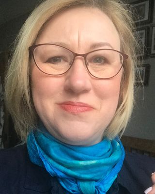 Photo of Jackie Henderson, Counsellor in Rowney Green, England