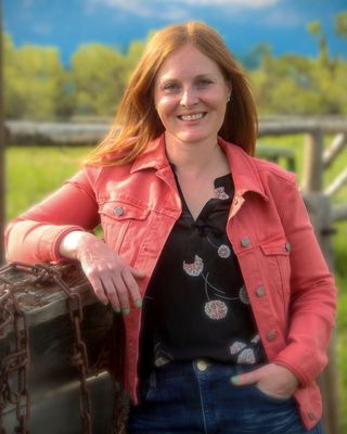 Photo of Leah Holmstedt, Clinical Social Work/Therapist, LCSW