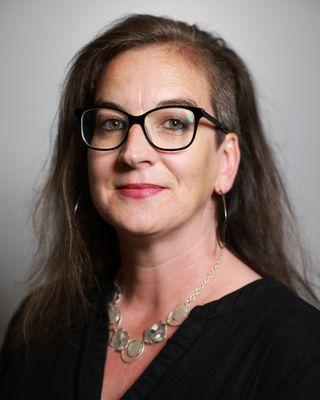 Photo of Suzanne Purcell, Psychotherapist, MIACP