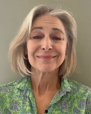Photo of Sylvia Louise Kraus - Soul Motion Therapy, Registered Psychotherapist, MA, RP, YTT