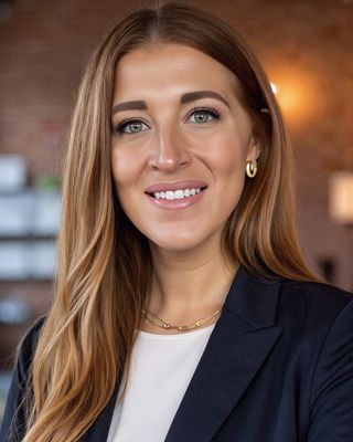 Photo of Elise McDonald, Clinical Social Work/Therapist, LICSW, BCD