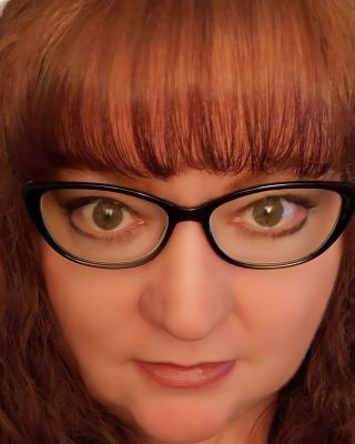 Photo of Larinda Carrier, Licensed Professional Counselor, MS, LPCC