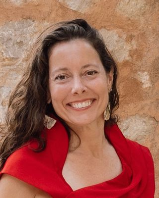 Photo of Dr. Lily Warner, Psychologist, PsyD