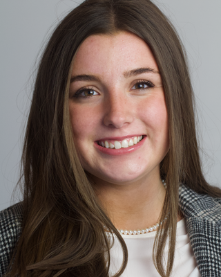 Photo of Ella Windel, Pre-Licensed Professional