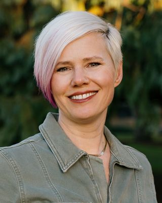 Photo of Jenny Barth, Marriage & Family Therapist, MS, LMFT, CST